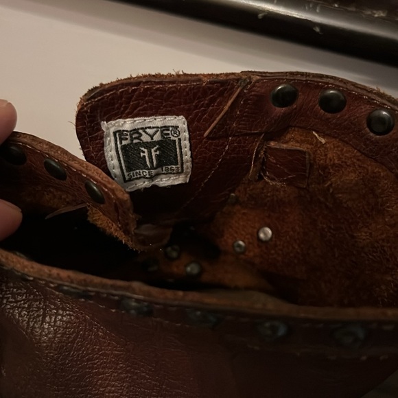 FRYE boots - Picture 4 of 8